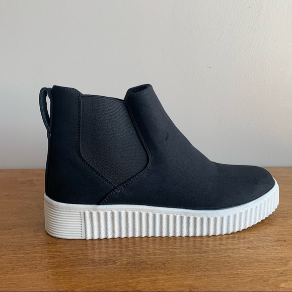 Susina Black Platform Chelsea Ankle Sneaker Boot Slip On Pull On - Picture 10 of 15